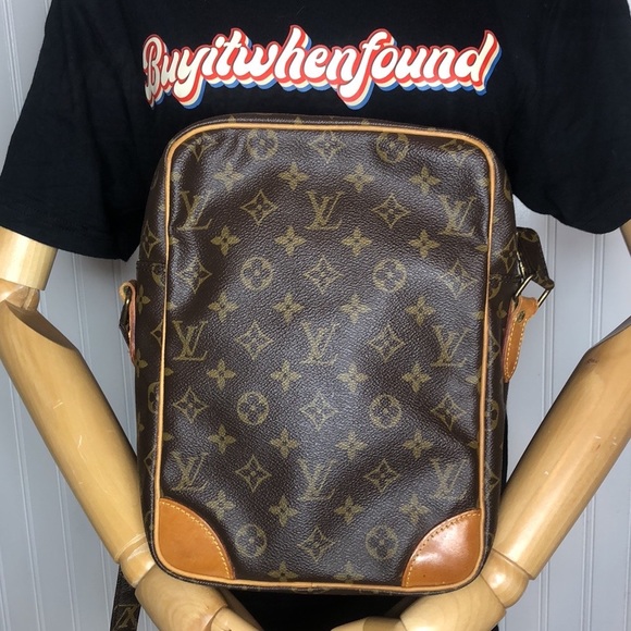 LOUIS VUITTON DANUBE MM Monogram Adjustable Crossbody Shoulder Bag LV DUST BAG - Picture 3 of 17